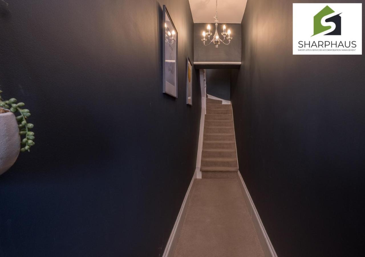 برايتون Charming Luxury 3Bed Apartment In A Prime Location By Sharphaus Short Lets & Serviced Accommodation Management المظهر الخارجي الصورة